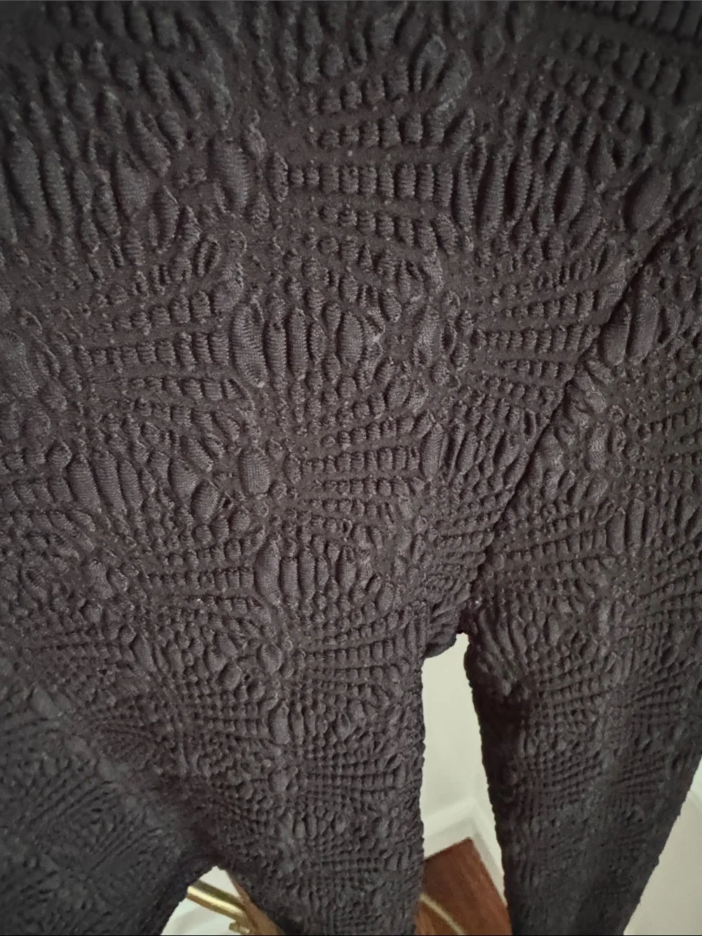 Zara Black Textured Long-Sleeve Crop Tee